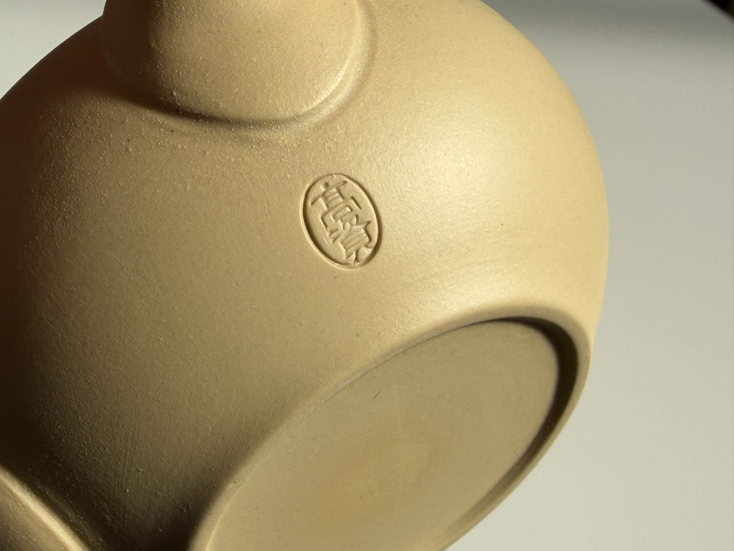 Standard Japanese teapot 125ml "kyūsu" by Takasuke kiln