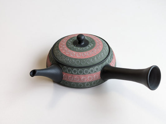 Flat teapot ("Hiragata Kyūsu") by Teruyuki Isobe, Flower stamp (pink & green), 220ml, Right-handed