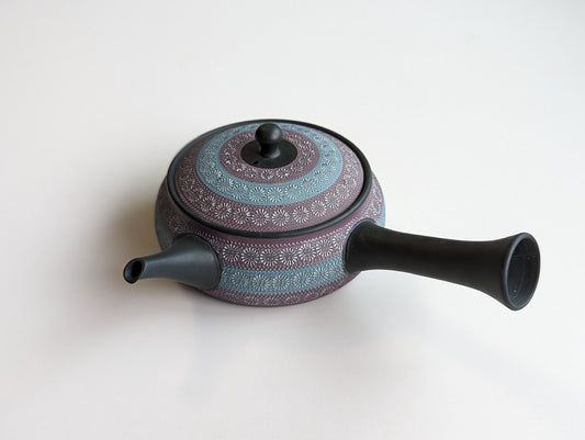 Flat teapot ("Hiragata Kyūsu") by Teruyuki Isobe, Flower stamp (purple & light blue), 270ml, Right-handed